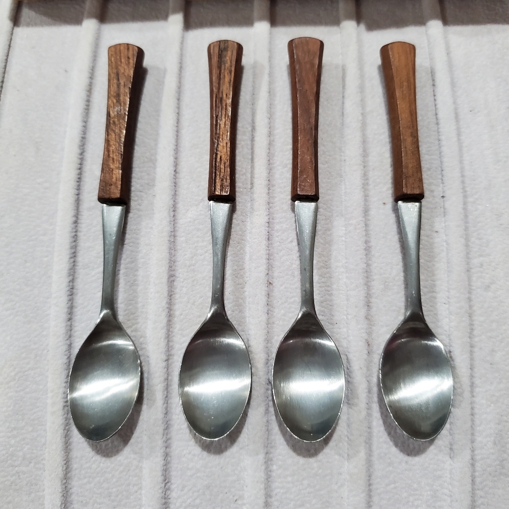 MCM Japan Wood Handle Coctail Appetizer Spoons - Set of 4 🥄🥄🥄🥄 Vintage